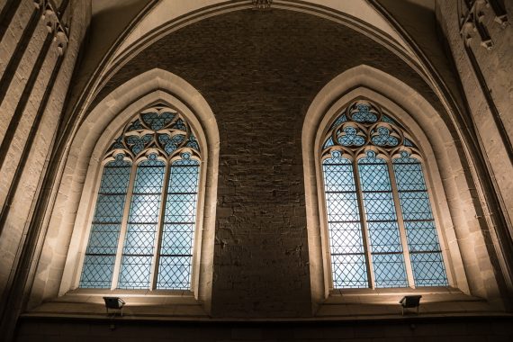church-window-366817_1280